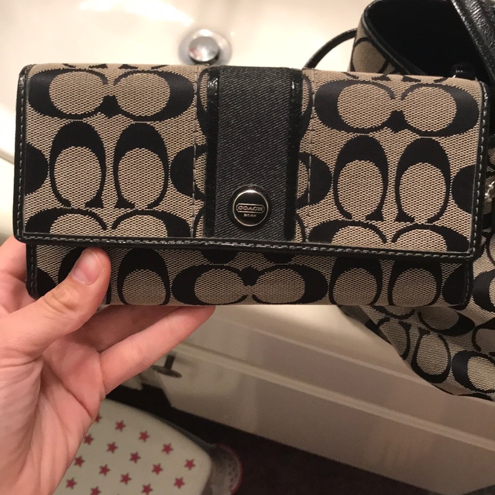 Coach wallet